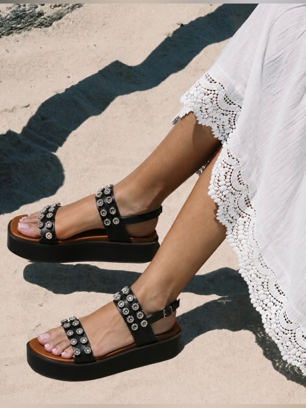 NWT Stellaberg Women's Platform Sandals Black Shoes Rhinestone Embellished 9 US
